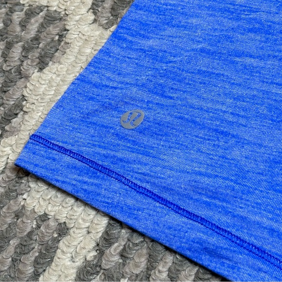 Lululemon Cardio Squad Tank II in Heathered Cerulean Blue size 6 - Picture 6 of 7